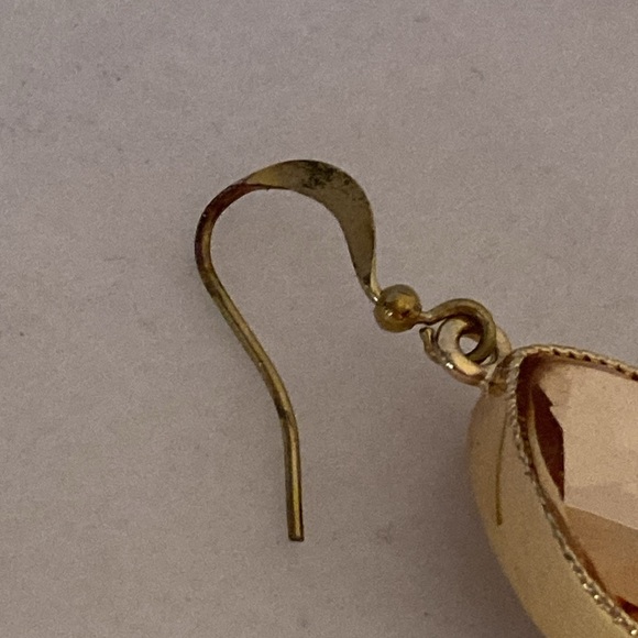 NWOT - Goldtone Pear Shaped Citrine Crystal French Hook Drop Pierced Earrings - Picture 9 of 9